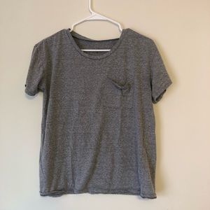 Gray comfy tee